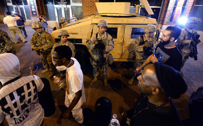 ABD'de asker sokağa indi 3