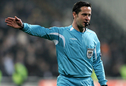 Derbinin hakemi hangi takımı tutuyor? 14