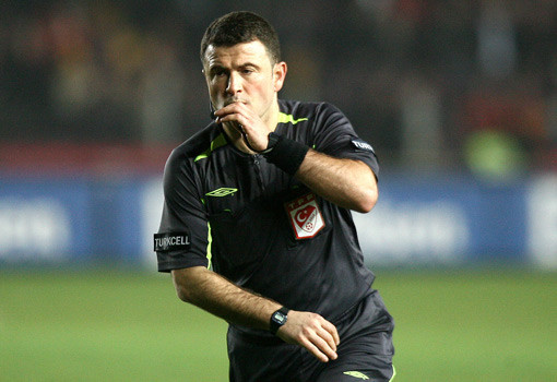 Derbinin hakemi hangi takımı tutuyor? 20