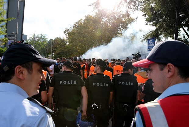 Dursun Özbek taraftarlarla Arena'ya gitti 11