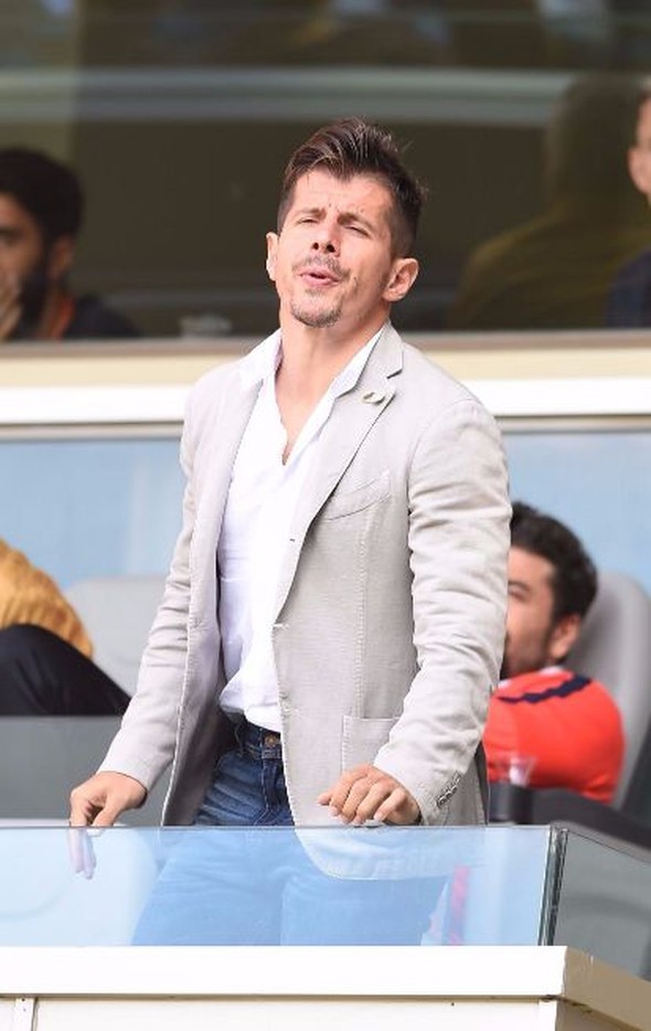 Emre Belözoğlu çılgına döndü! 4