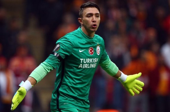 Arena'da Muslera krizi! 1