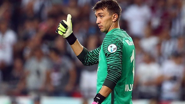 Arena'da Muslera krizi! 4