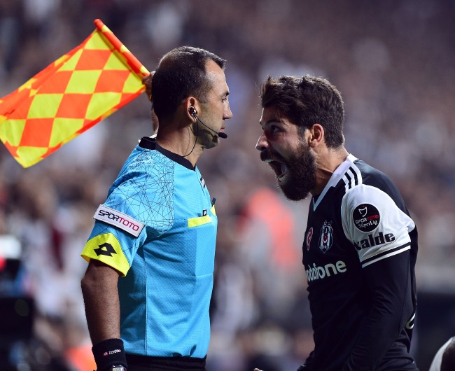 Cimbom kaçtı Kartal yakaladı 3