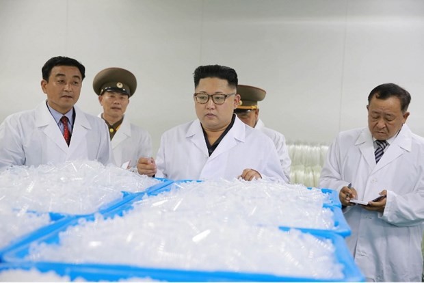 Kim gövde gösterisi yaptı 26