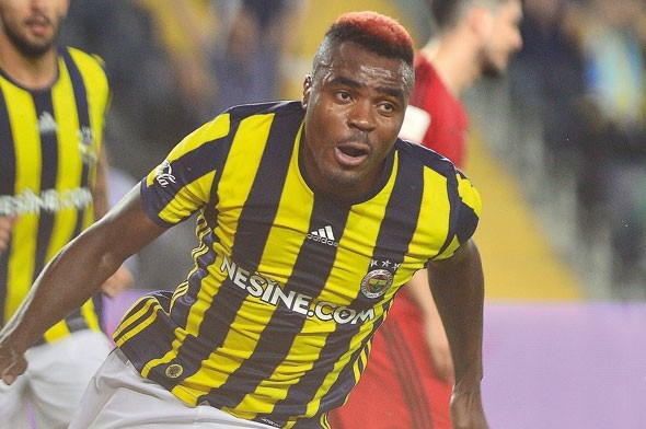 Emenike'nin yeni saç stili sosyal medyada olay oldu 5