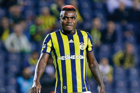 Emenike'nin yeni saç stili sosyal medyada olay oldu 8