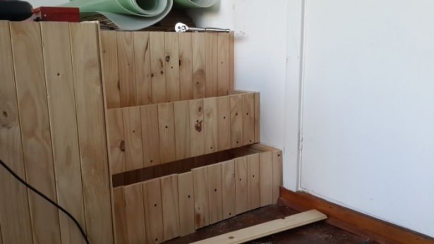 Yatak odasını home office yaptı 16