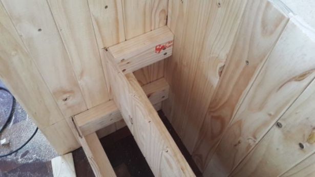 Yatak odasını home office yaptı 17