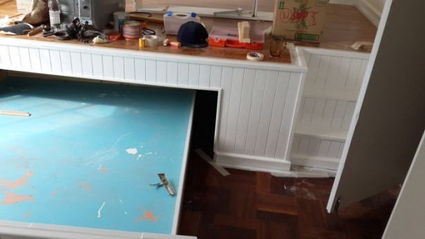 Yatak odasını home office yaptı 25