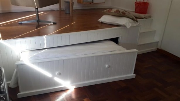 Yatak odasını home office yaptı 28