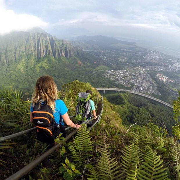Büyükannesinin kamyoneti ile dünya turu 50
