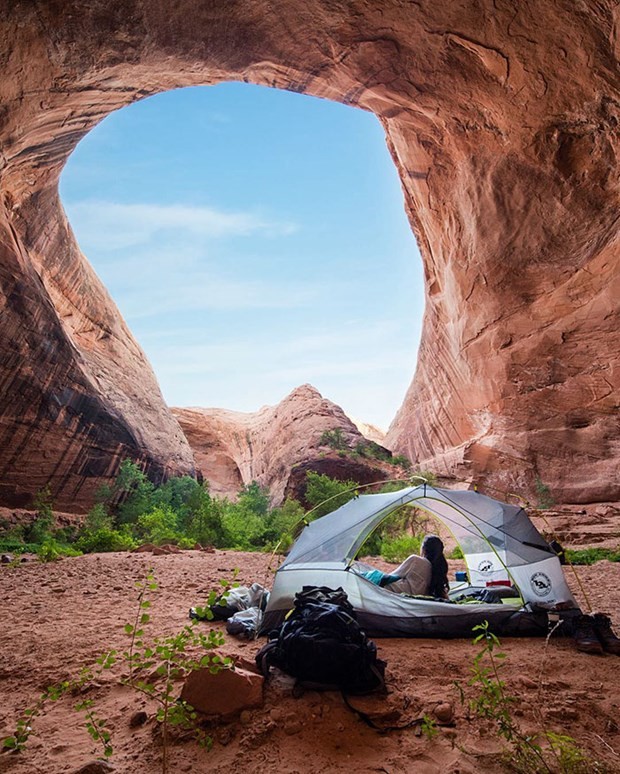 Büyükannesinin kamyoneti ile dünya turu 64