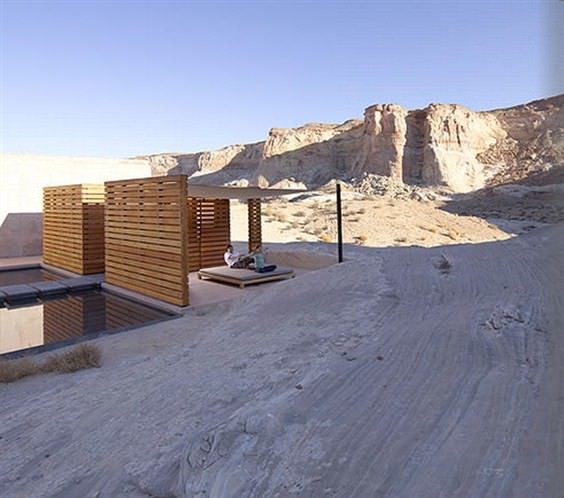 Çölün ortasında bir vaha 12