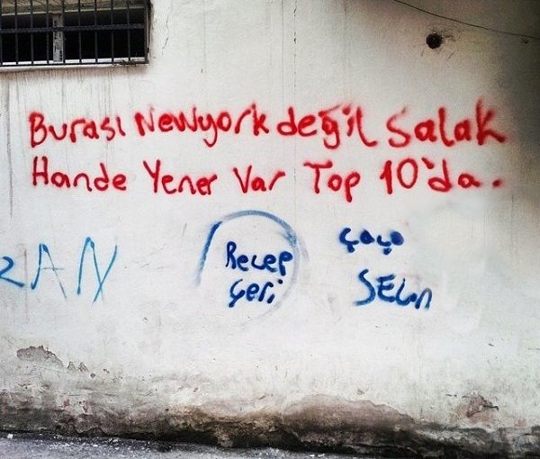 Sokaktan güldüren duvar yazıları 17