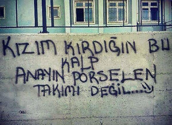 Sokaktan güldüren duvar yazıları 20