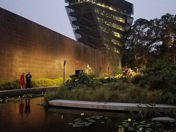 Hangisi daha iyi çekiyor? 12