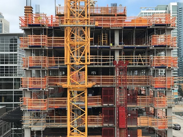 Hangisi daha iyi çekiyor? 25