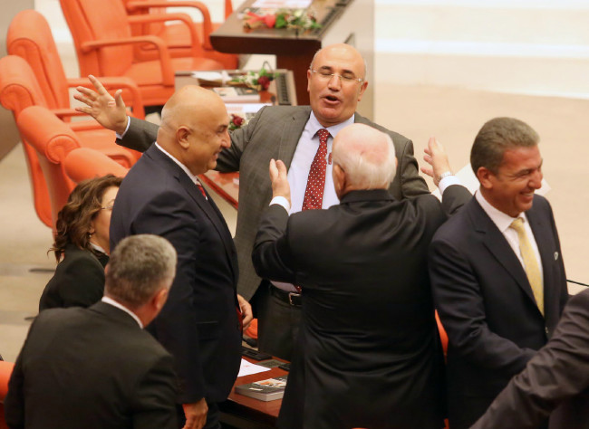 Meclis açılışından çarpıcı detay 12