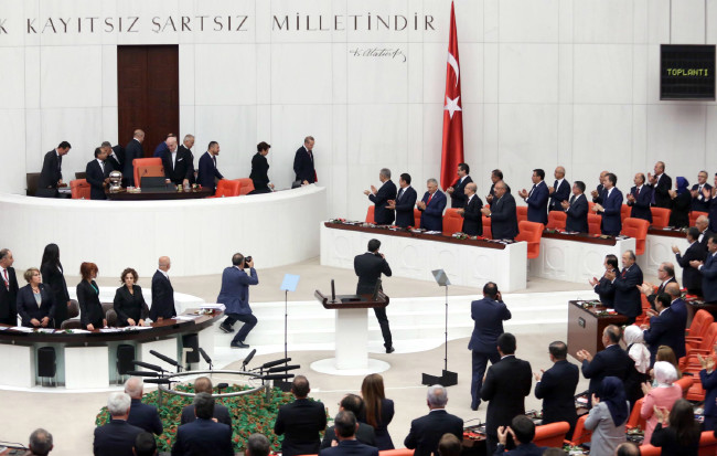 Meclis açılışından çarpıcı detay 16