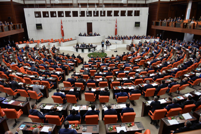 Meclis açılışından çarpıcı detay 22