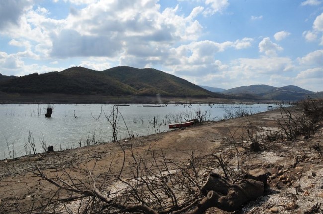 Sular altında kalan köy yıllar sonra ortaya çıktı 24