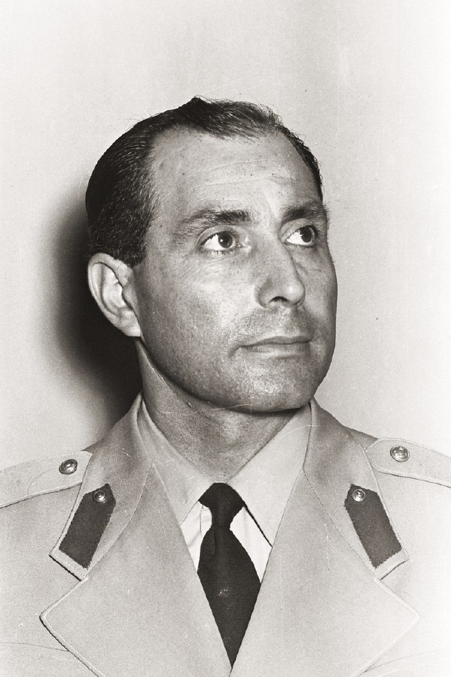 27 Mayıs 1960 darbesi komutanları 32