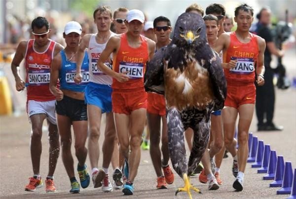 Karizması sosyal medyada olay oldu 21