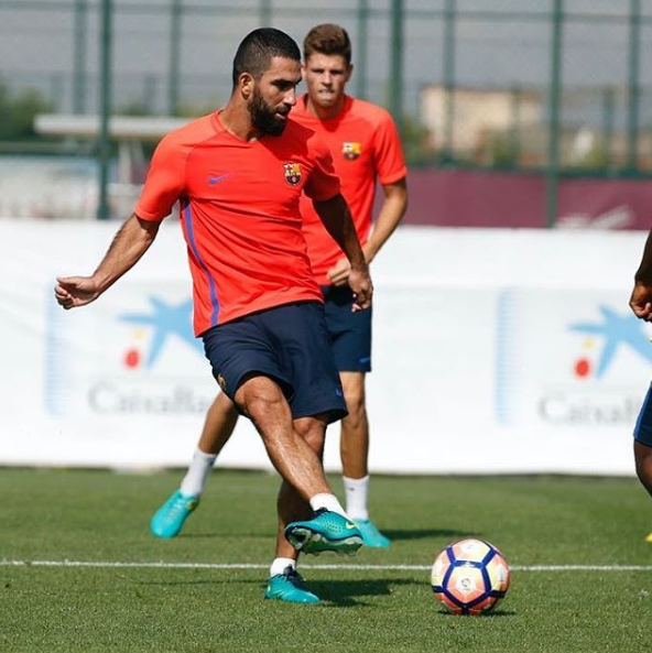 Instagram'da ünlüler: Geyik çıkabilir | 06.10.2016 7