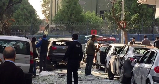 Yenibosna'da patlamadan ilk görüntüler 13