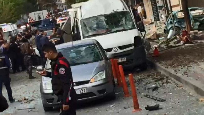 Yenibosna'da patlamadan ilk görüntüler 26