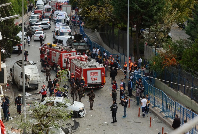 Yenibosna'da patlamadan ilk görüntüler 38