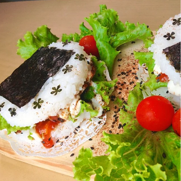 Yeni yemek trendi: Sushi-Burger 8