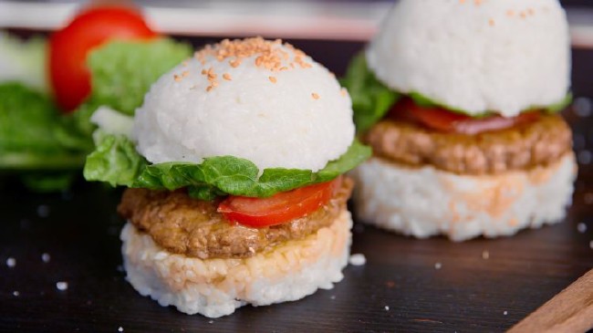 Yeni yemek trendi: Sushi-Burger 32