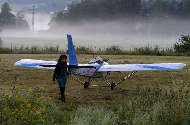 Uyku sevgisi uçak yaptırdı 11