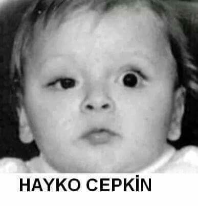 Ünlülerin çocukluk halleri 4