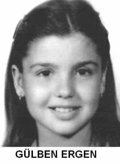 Ünlülerin çocukluk halleri 14