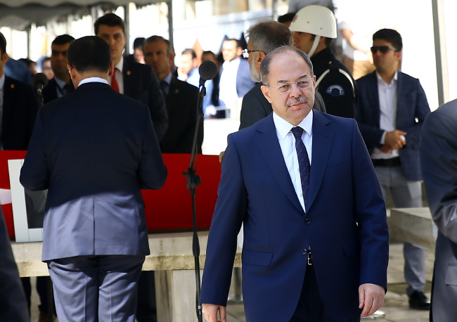 Eski Maliye Bakanı Kemal Unakıtan'a veda 2