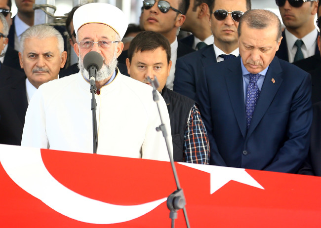 Eski Maliye Bakanı Kemal Unakıtan'a veda 1