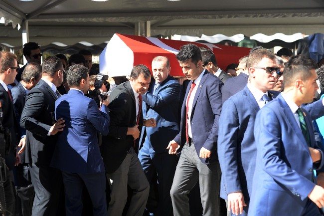 Eski Maliye Bakanı Kemal Unakıtan'a veda 5