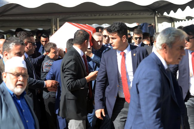 Eski Maliye Bakanı Kemal Unakıtan'a veda 6