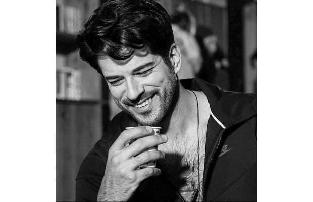 Ünlülerin gerçek yaşları 14