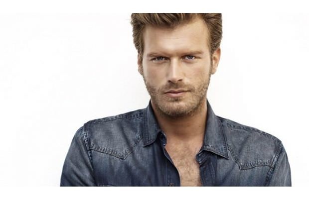 Ünlülerin gerçek yaşları 16