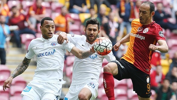 Umut Bulut bu kez Galatasaraylılar'ı şaşırttı 7