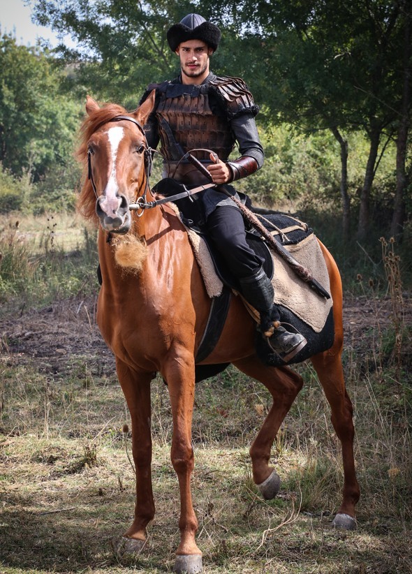 'Diriliş Ertuğrul' dizisinde yeni oyuncu sürprizi 21