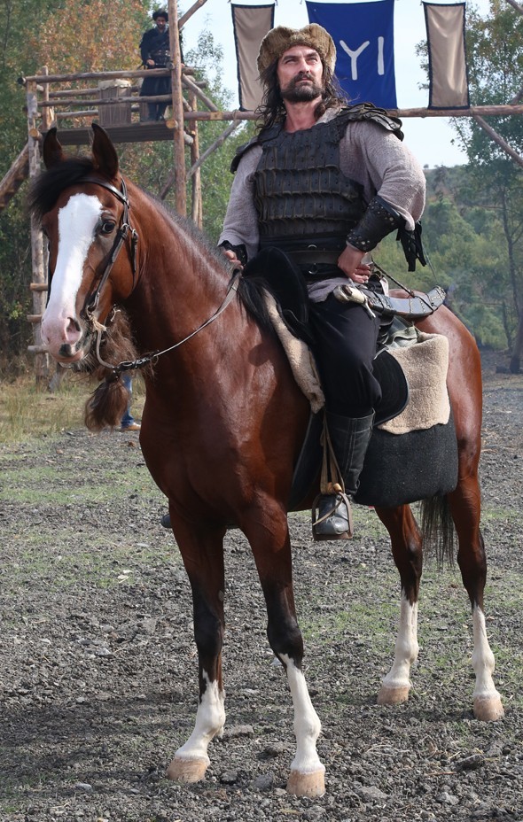 'Diriliş Ertuğrul' dizisinde yeni oyuncu sürprizi 6