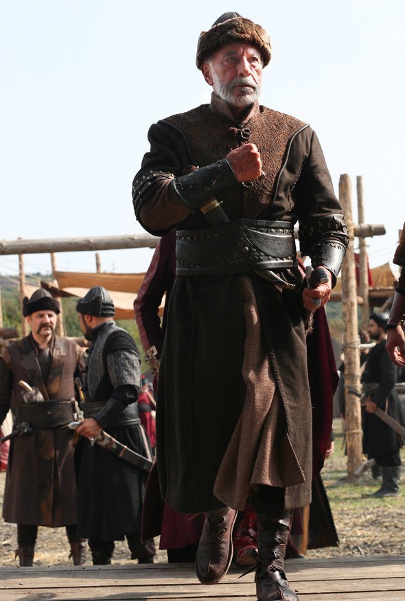 'Diriliş Ertuğrul' dizisinde yeni oyuncu sürprizi 9