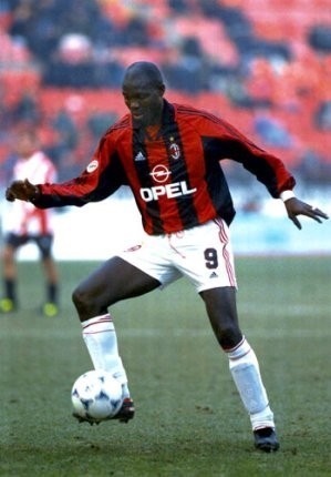 90'lı yılların en iyi 
9 numaraları 4