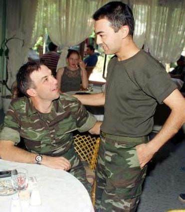 Ünlülerin askerlik fotoğrafları 44