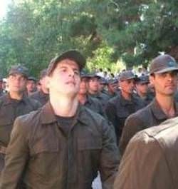 Ünlülerin askerlik fotoğrafları 46